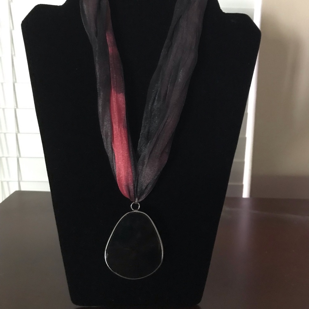 NWT 💥 Stunning Reversible Necklace